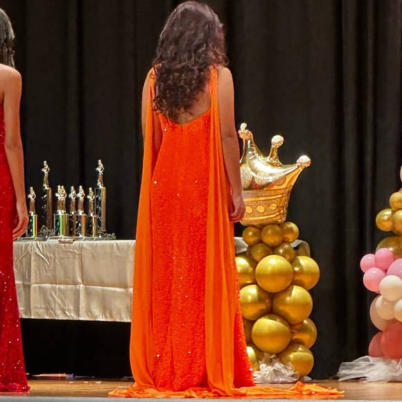 SOLD - Picture 5 of 8